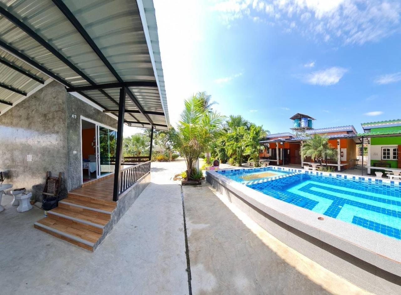 ต้นหว้ารีสอร์ท Chao Lao Beach Extérieur photo